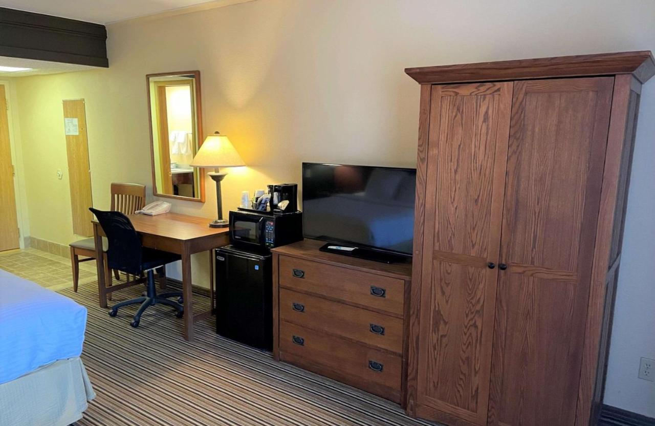 Best Western Starlite Village Fort Dodge Exterior foto