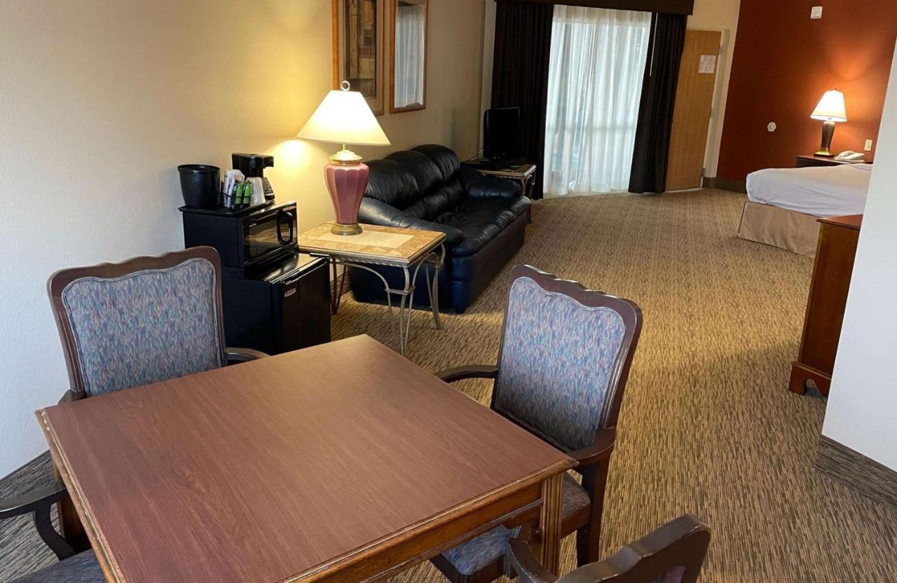 Best Western Starlite Village Fort Dodge Exterior foto