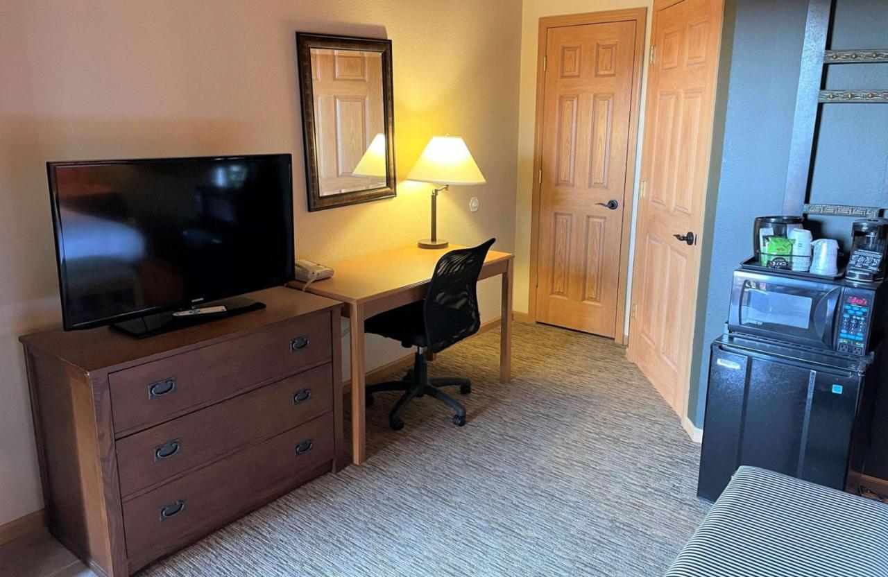Best Western Starlite Village Fort Dodge Exterior foto
