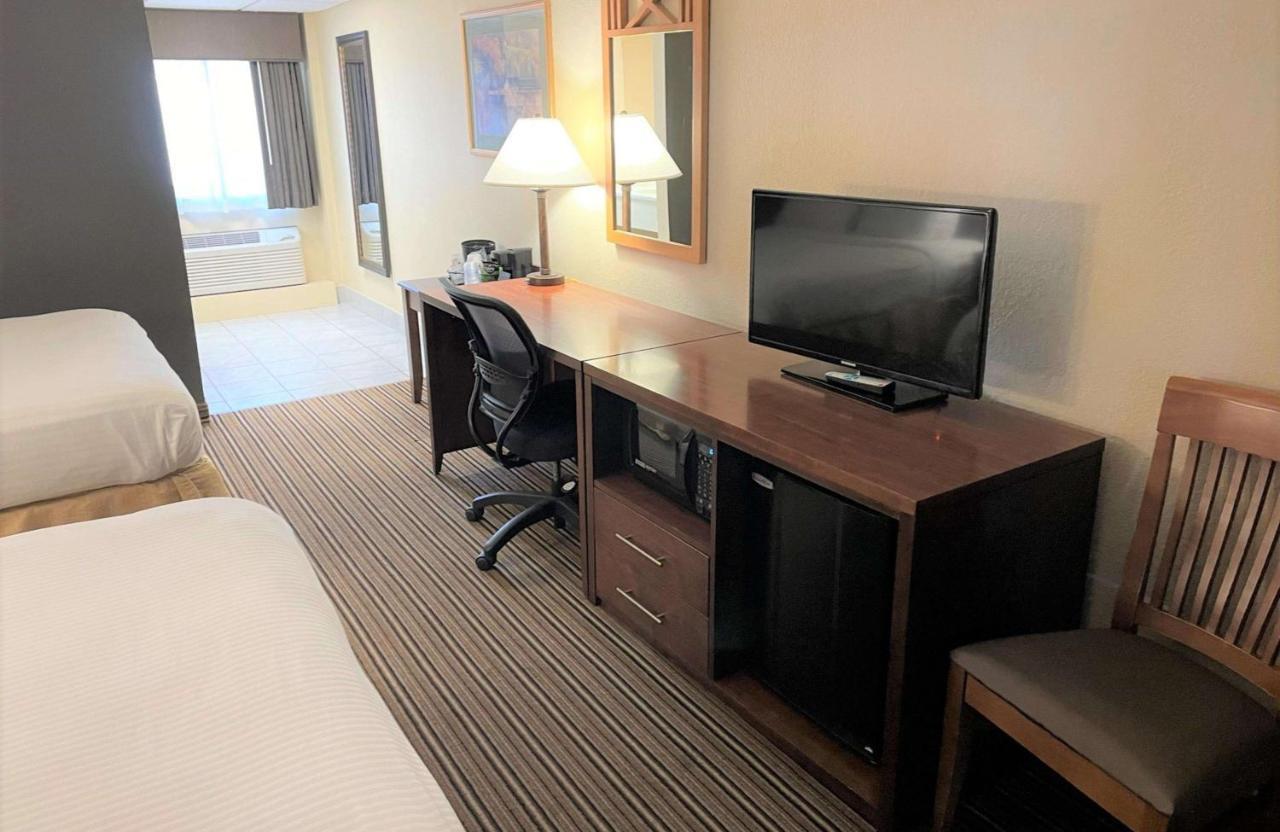 Best Western Starlite Village Fort Dodge Exterior foto