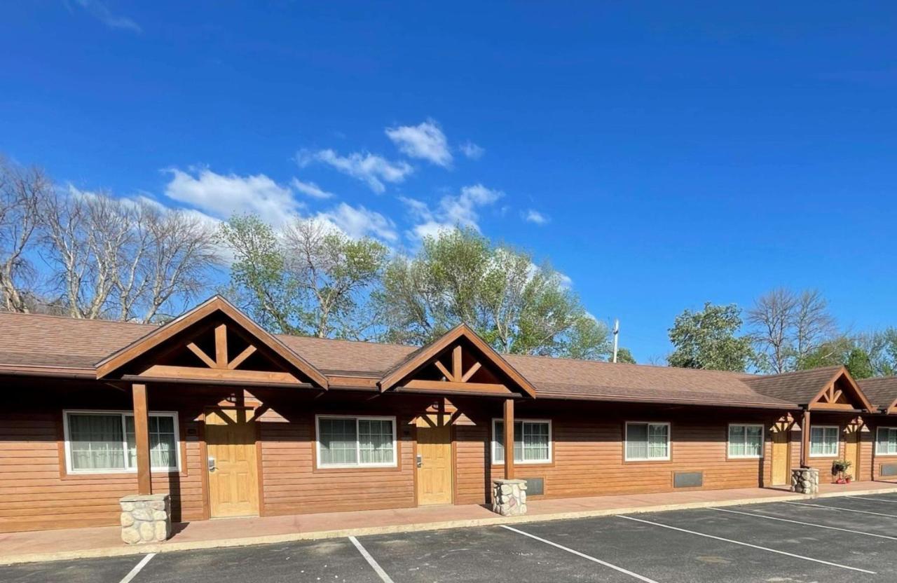 Best Western Starlite Village Fort Dodge Exterior foto
