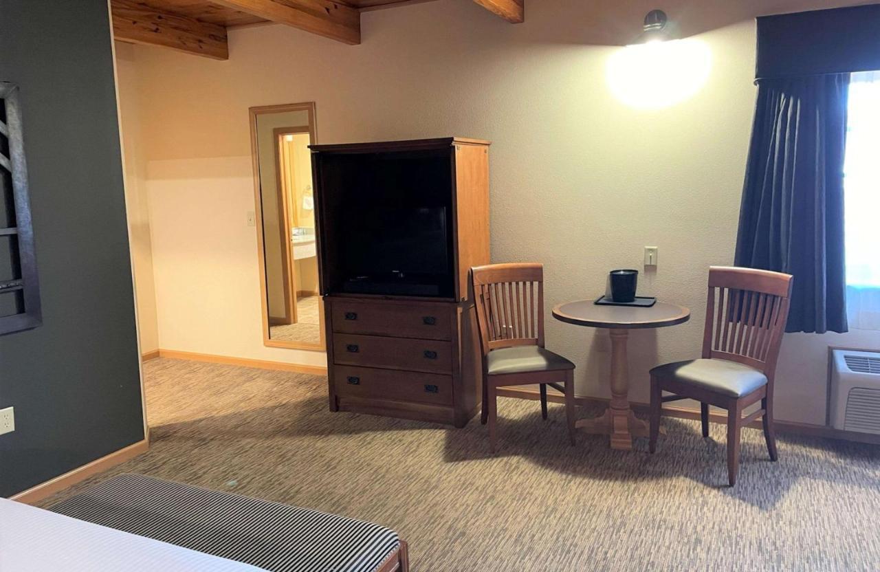 Best Western Starlite Village Fort Dodge Exterior foto