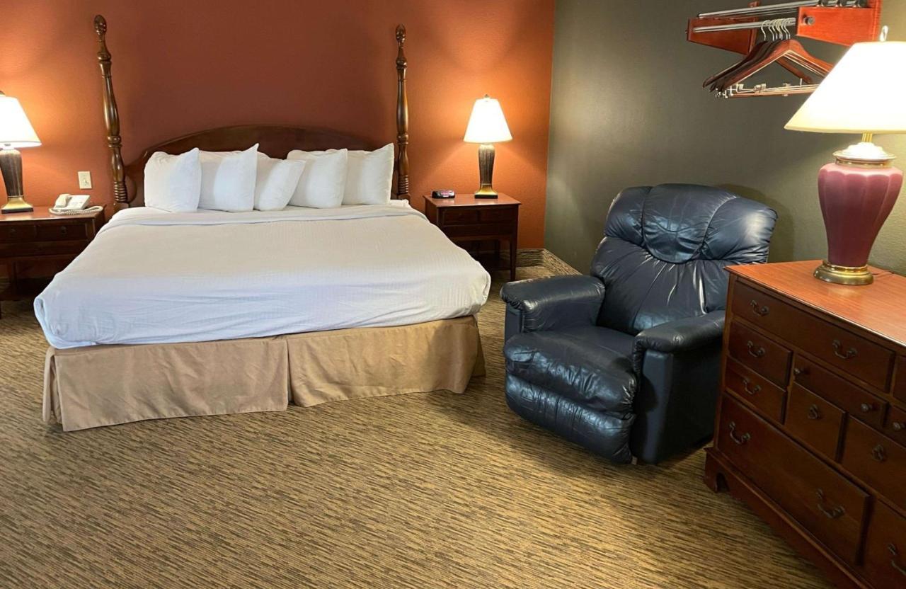 Best Western Starlite Village Fort Dodge Exterior foto