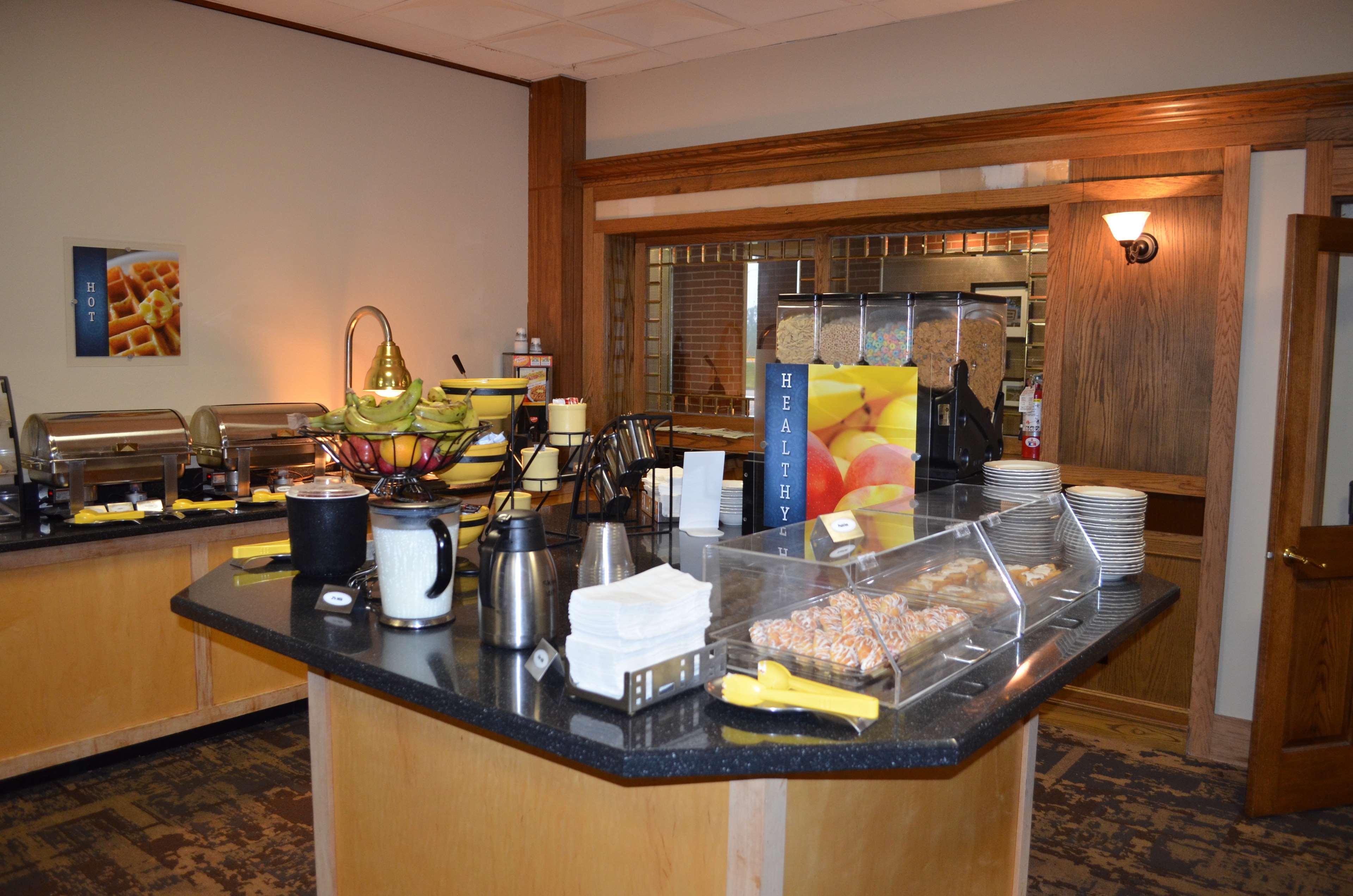 Best Western Starlite Village Fort Dodge Exterior foto