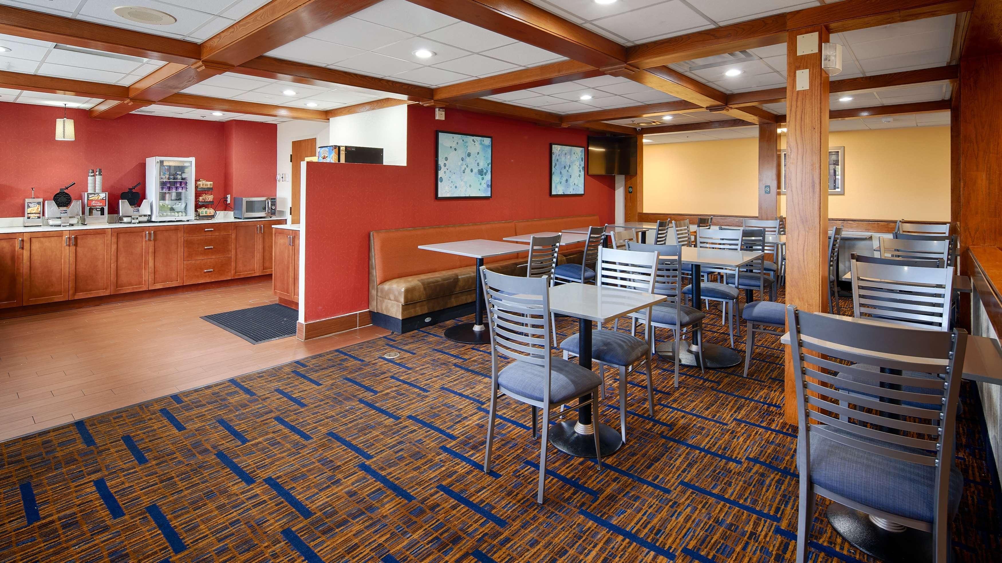 Best Western Starlite Village Fort Dodge Exterior foto