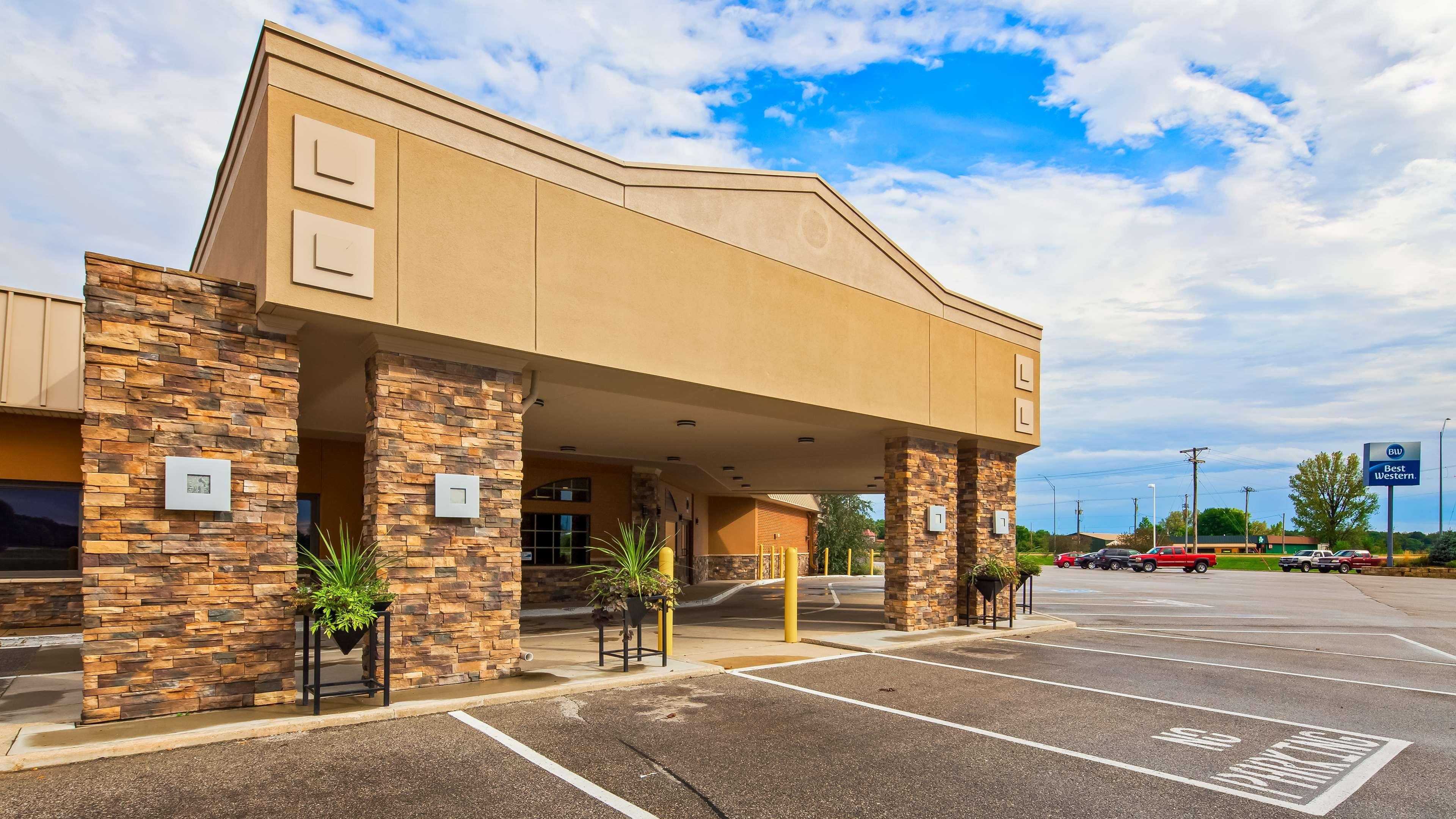 Best Western Starlite Village Fort Dodge Exterior foto