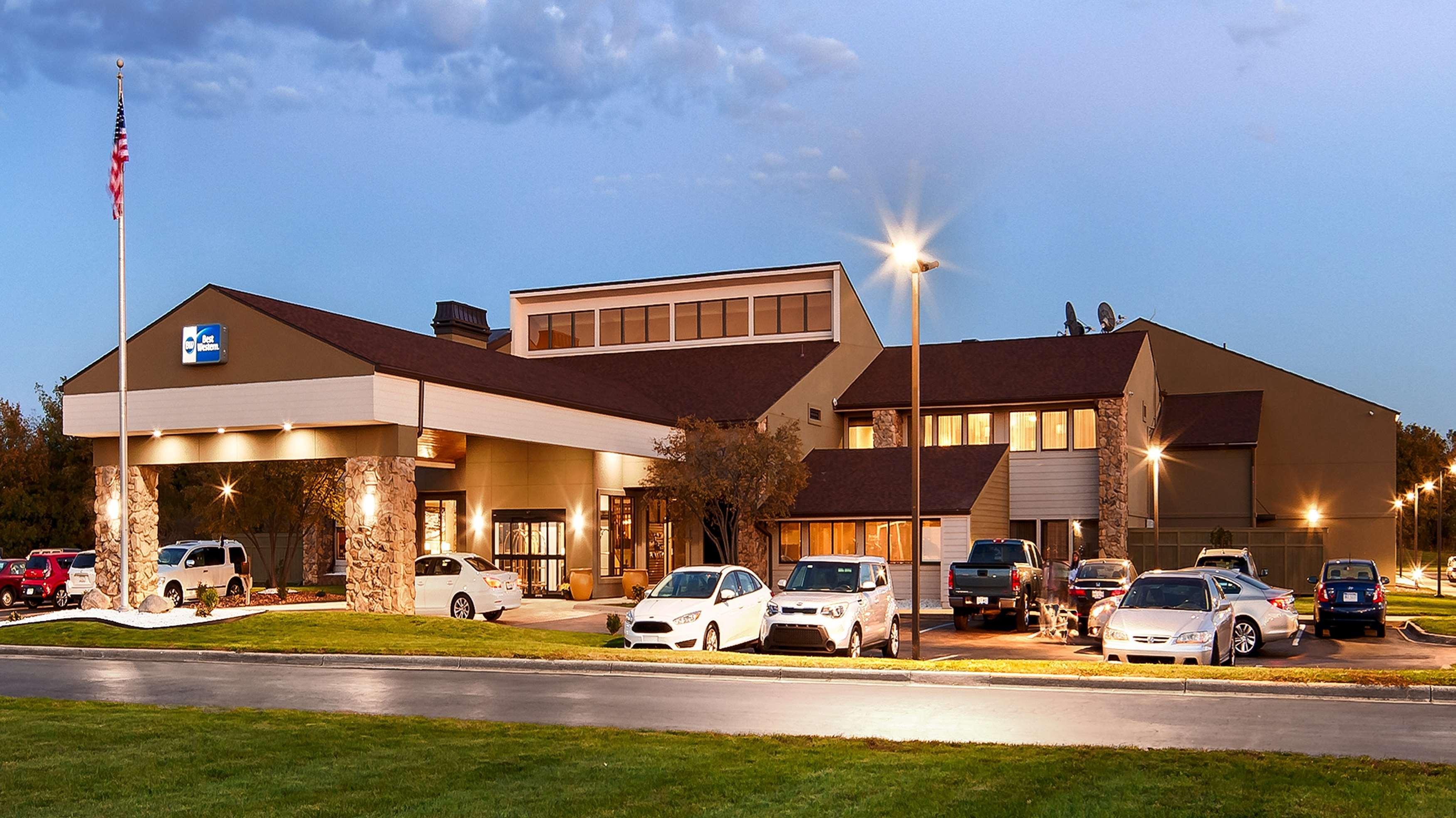 Best Western Starlite Village Fort Dodge Exterior foto